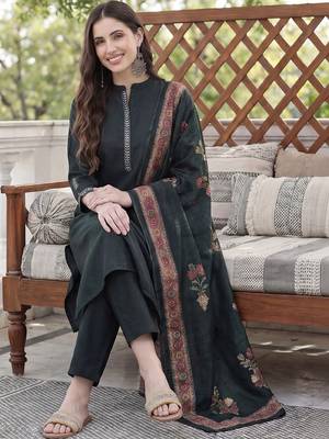 Women Ethnic Motifs Embroidered Regular Thread Work Kurta with Trousers & With Dupatta 4