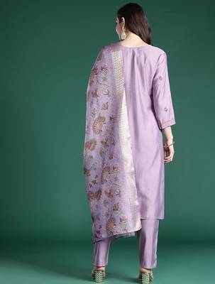 Floral Embroidered Thread Work Kurta with Trousers & With Dupatta 7
