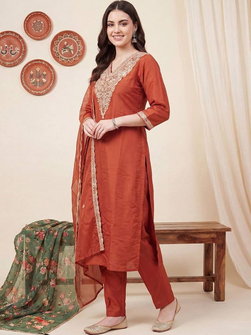 Women Ethnic Motifs Embroidered Regular Thread Work Kurta with Trousers & With Dupatta