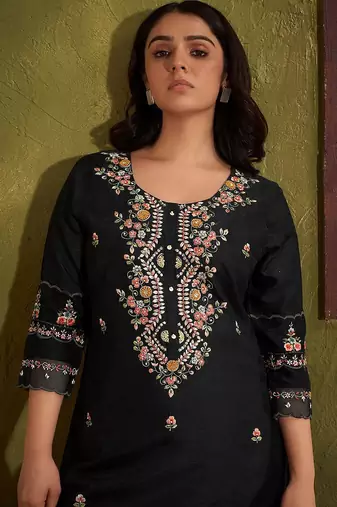 Women Floral Embroidered Regular Beads and Stones Kurta with Trousers & Dupatta