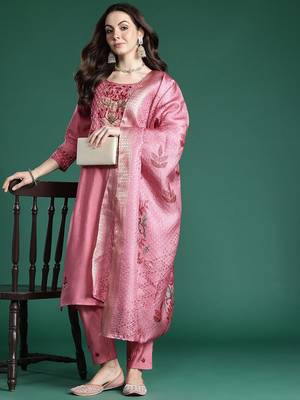 Floral Embroidered Thread Work Kurta with Trousers & With Dupatta 8