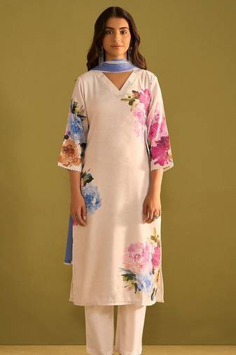 Floral Printed Beads And Stones Linen Kurta Wiith Trousers And Dupatta