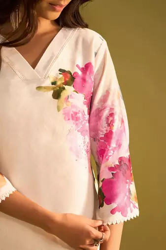 Floral Printed Beads And Stones Linen Kurta Wiith Trousers And Dupatta