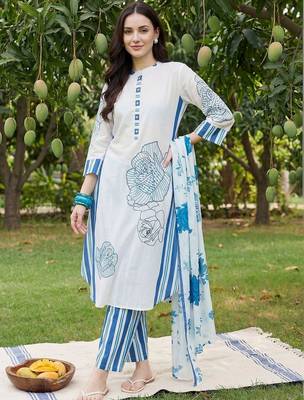 Women Floral Printed Regular Pure Cotton Kurta with Trousers & With Dupatta 1
