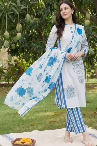 Women Floral Printed Regular Pure Cotton Kurta with Trousers & With Dupatta
