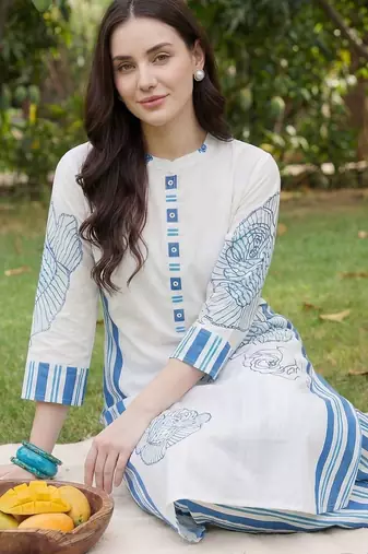 Women Floral Printed Regular Mirror Work Pure Cotton Kurta with Trousers & With Dupatta