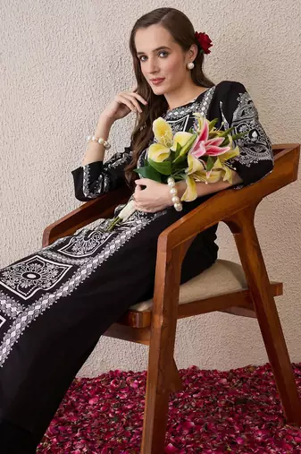 Floral Printed Round Neck Pure Cotton Straight Kurta With Trousers