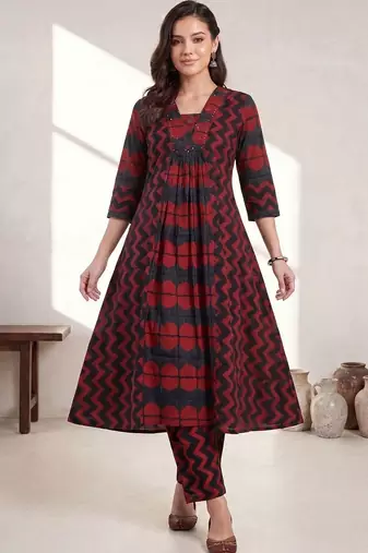 Women Printed Regular Pure Cotton Kurta with Trousers