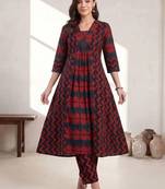 Women Printed Regular Pure Cotton Kurta with Trousers