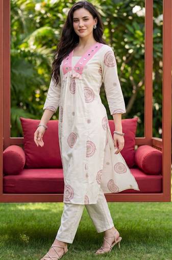 Women Ethnic Motifs Printed Empire Mirror Work  Cotton Kurta with Trousers