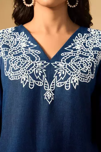 Women Ethnic Motifs Embroidered Regular Thread Work Linen Kurta with Palazzos