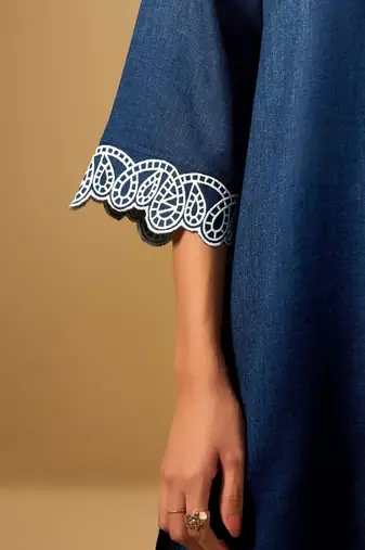 Women Ethnic Motifs Embroidered Regular Thread Work Linen Kurta with Palazzos