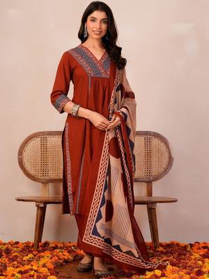 Women Ethnic Motifs Yoke Design Empire Thread Work Pure Cotton Kurta with Trousers & With Dupatta 4