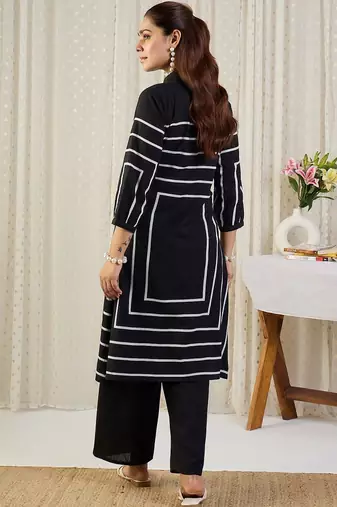 Geometric Printed Shirt Collar Straight Kurta With Trousers