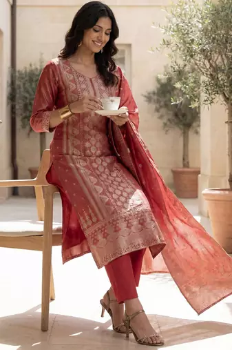 Women Regular Kurta with Trousers & With Dupatta