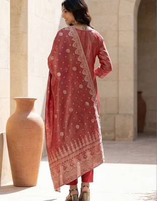 Women Regular Kurta with Trousers & With Dupatta 6