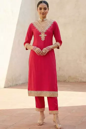 Women Ethnic Motifs Embroidered Regular Thread Work Kurta with Trousers