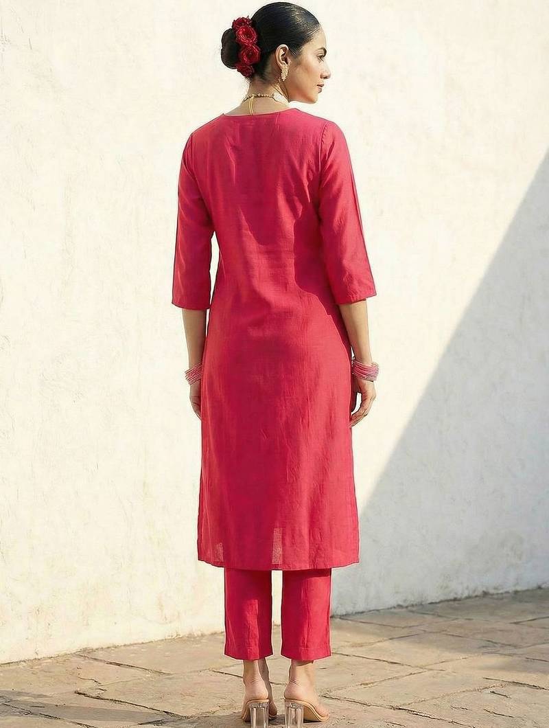 Women Ethnic Motifs Embroidered Regular Thread Work Kurta with Trousers