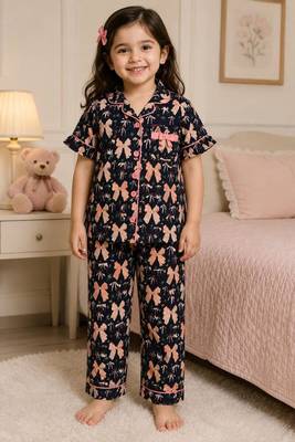 Black cotton floral printed co-ord set for girl 1