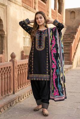 Black Color Embroidery Work Silk Blend Salwar Suit 2