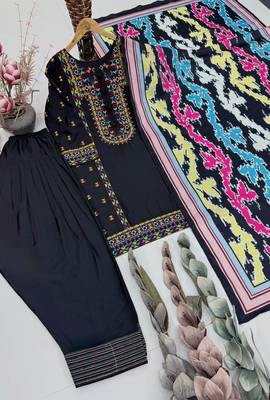 Black Color Embroidery Work Silk Blend Salwar Suit 4