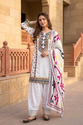 White Embroidery Work Silk Blend Salwar Suit 2