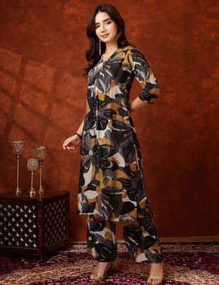 Black rayon floral print ethnic kurta palazzo set 5