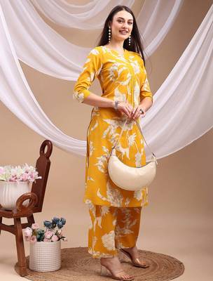Yellow rayon floral print ethnic kurta palazzo set 5