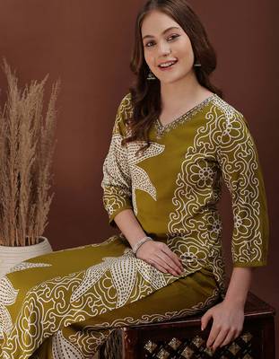 Olive rayon floral print ethnic kurta palazzo set 2