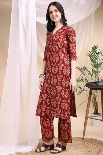 Maroon silk blend geometric print ethnic kurta palazzo set