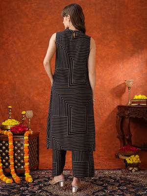 Black rayon geometric print ethnic kurta palazzo set 3