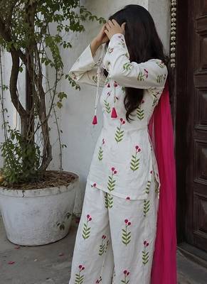 Cotton Short Kurti With Farsi Salwar And Dupatta Sets 3