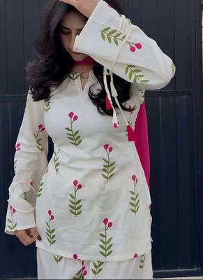 Cotton Short Kurti With Farsi Salwar And Dupatta Sets 4