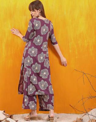 Lavender rayon geometric print ethnic kurta palazzo set 3