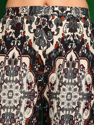 Black rayon floral print ethnic kurta palazzo set 4