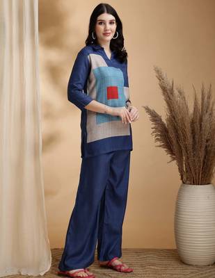Blue linen geometric print ethnic kurta palazzo set 4
