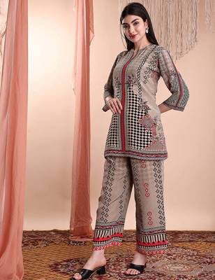 Brown crepe floral print ethnic kurta palazzo set 4