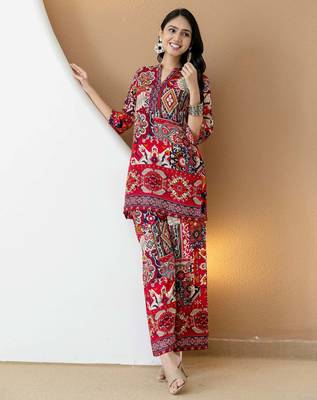 Pink rayon geometric print ethnic kurta palazzo set 1