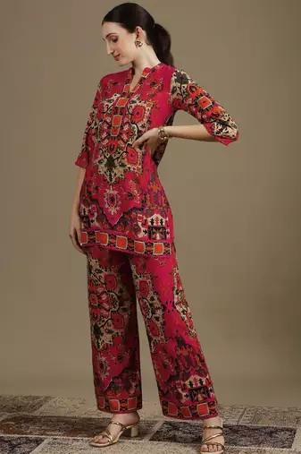 Pink rayon geometric print ethnic kurta palazzo set