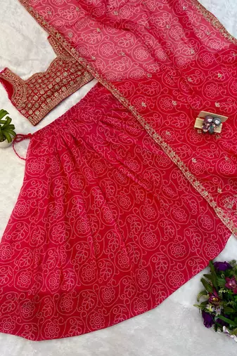 Women's Red Bandhani Print Georgette Chaniya Choli Set for Wedding & Garba