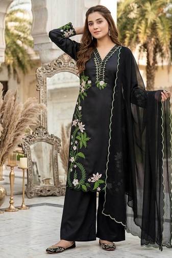 Black Embroidery And Thread Work Silk Blend Salwar Suit