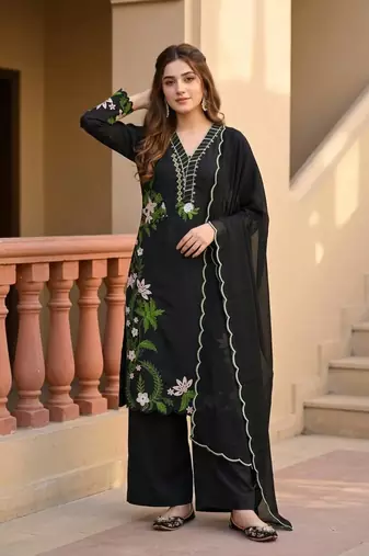 Black Color Embroidery And Thread Work  Silk Blend Salwar Suit