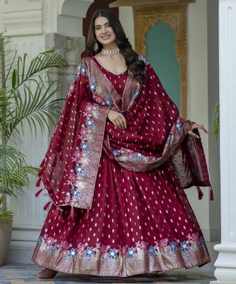 Women's Vichitra Silk Lehenga Choli 1