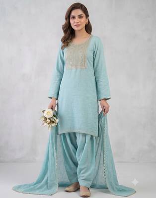 Sky blue embroidered kurta set with farshi salwar & dupatta 2