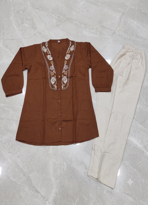 Chocolate brown embroidered short tunic kurti with off-white bottom set 4