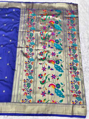 navy blue zari woven paithani silk blend  traditional saree with beads embroidery blouse piece 2