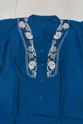 Teal embroidered short tunic kurti with off-white bottom set