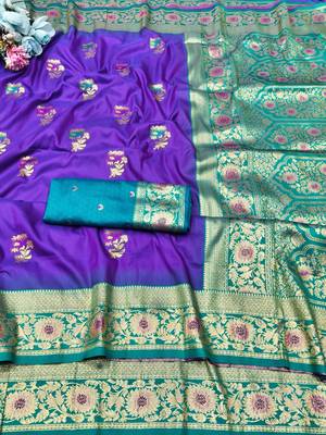 purple zari woven banarasi silk blend traditional saree with blouse piece 5