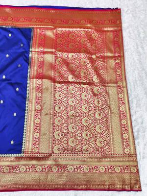 navy blue zari woven banarasi silk blend traditional saree with blouse piece 2