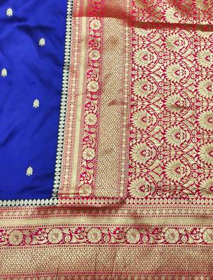 navy blue zari woven banarasi silk blend traditional saree with blouse piece 3
